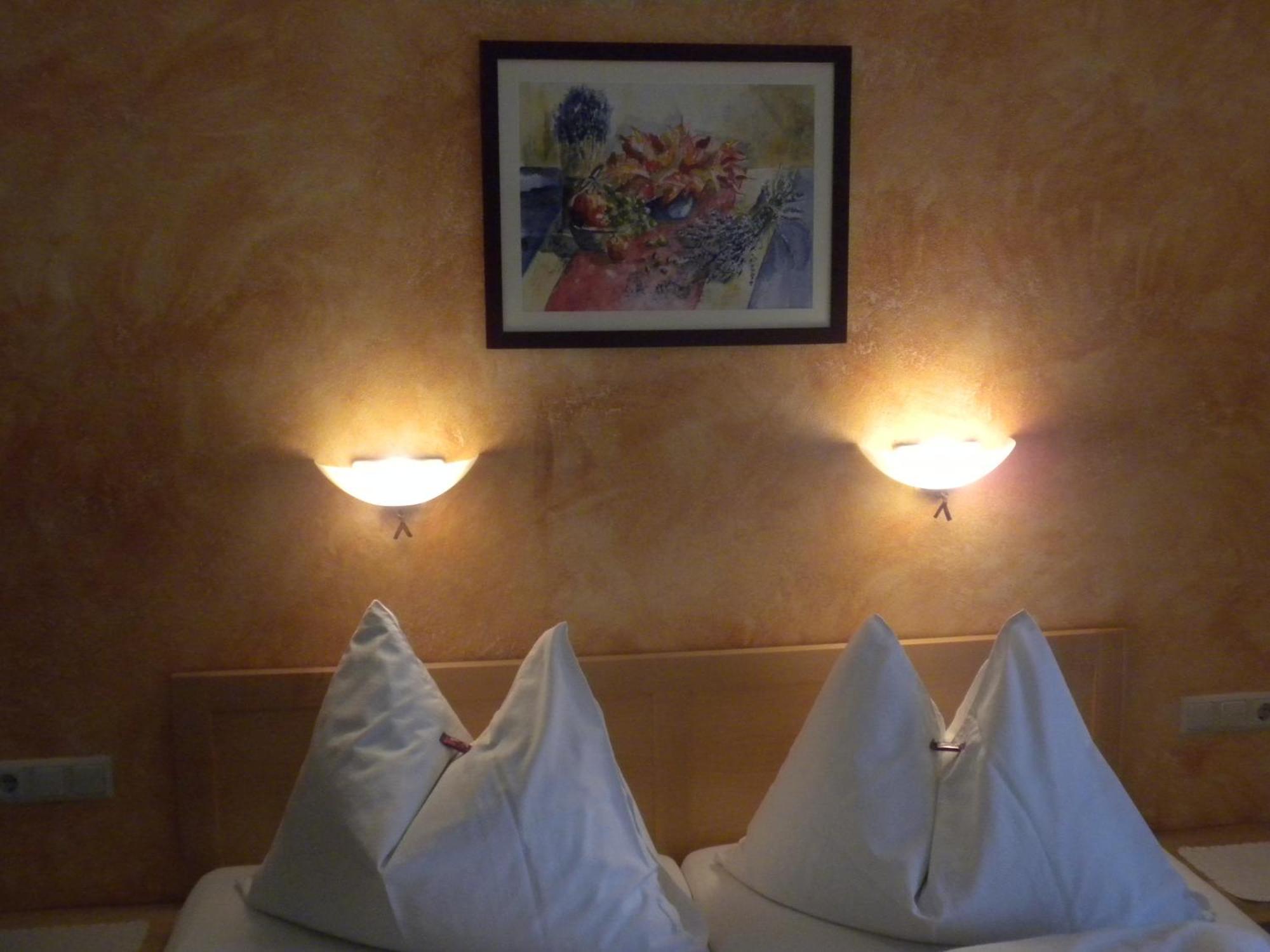 Gaestehaus Hartweger Экстерьер фото
